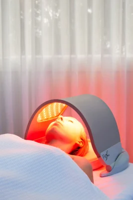 Fototerapia LED – światło, które realnie zmienia skórę